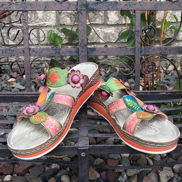 🐲💙 L’ARTISTE by Spring Step Pillow Grey Leather Sandal - Picture 14 of 14